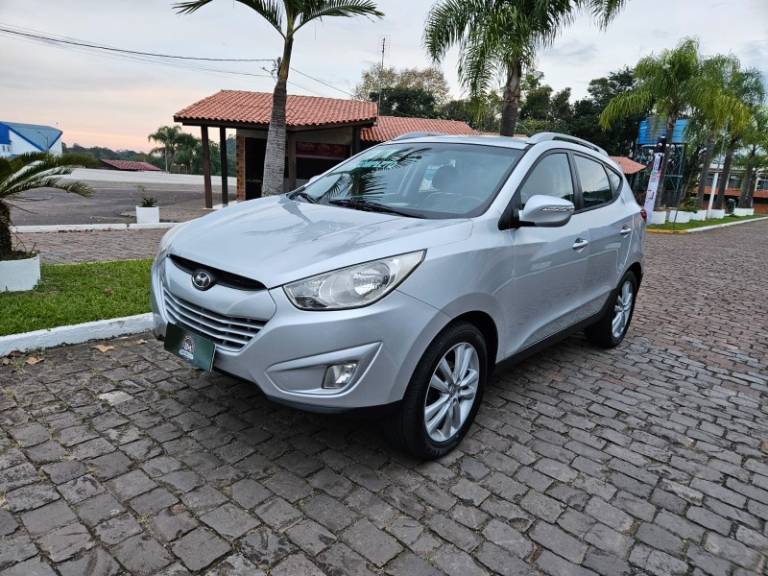 HYUNDAI - IX35 - 2011/2011 - Prata - R$ 62.900,00
